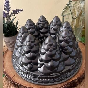 Nordic Ware Metallic Tree Cake Pan